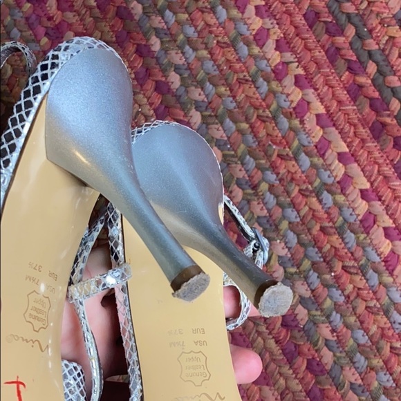 SILVER SNAKESKIN STRAPPY METALLIC STILETTO HEELS - Picture 4 of 4